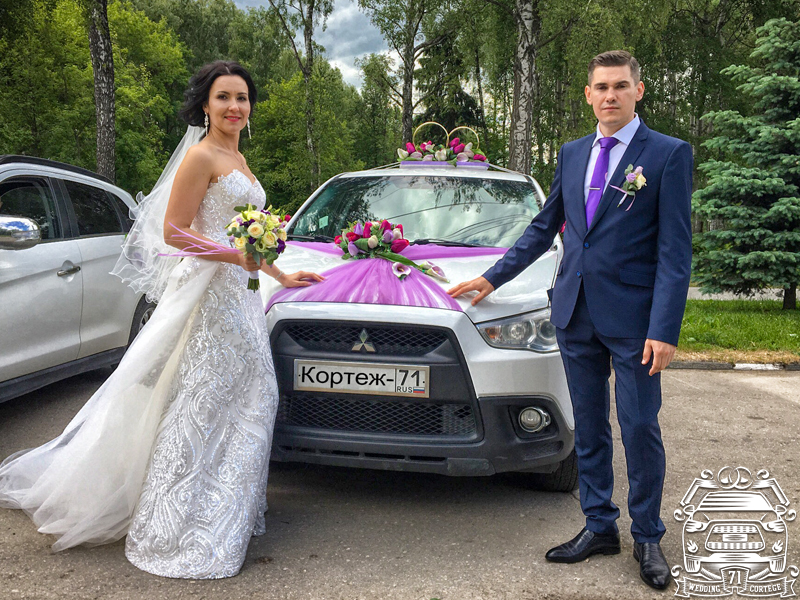 Дорогие наши молодожены, Светлана и Андрей! Свадебный Кортеж-71 от всего сердца поздравляет Вас с этим прекрасным и знаменательным событием — созданием новой семьи. cartej-71.ru